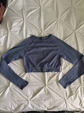 Alphalete Cropped Long Sleeve Top - Slate Blue